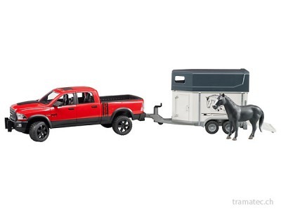 Bruder RAM 2500 Power Wagon mit Pferde..